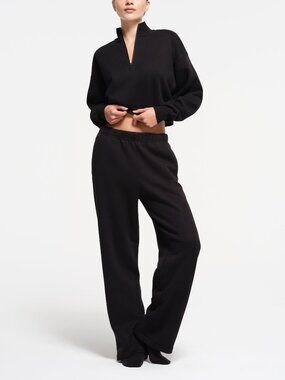 SKIMS Cotton Fleece Straight Leg Sweatpant - Onyx - Size Medium